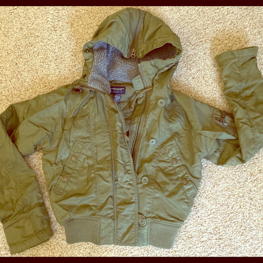 American Eagle Army Green Jacket 🧥